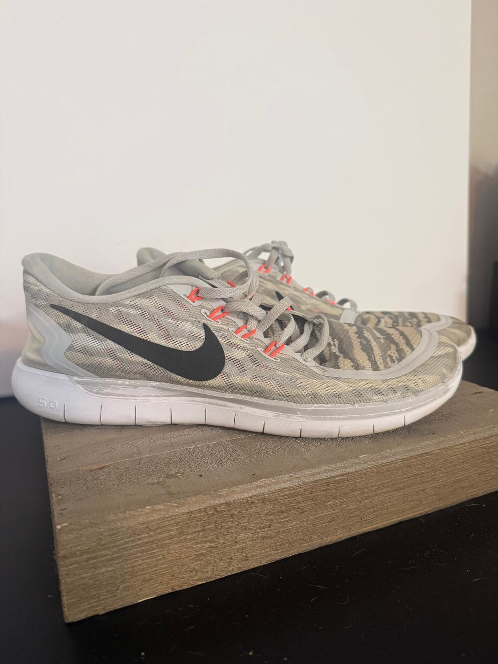 Nike Free 5.0 Light Camo Trainers Men's 10 Black Swoosh